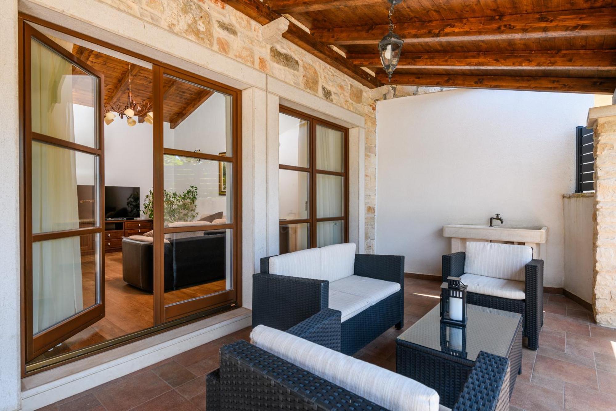 Villa Gina Valtura Luaran gambar